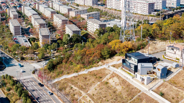 TAKARAZUKA HUTS